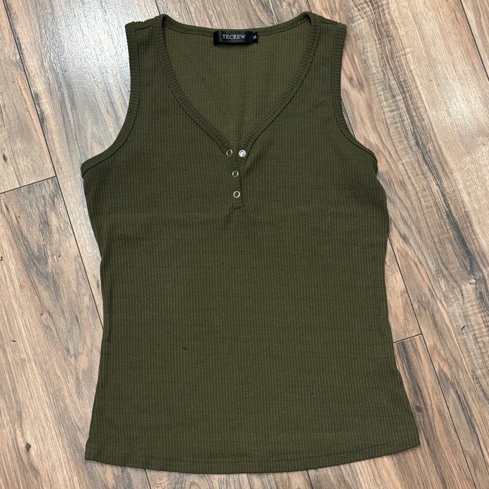 Small Green Tank Top Casual Clothes Wear School Work Everyday Ribbed Comfy Shirt